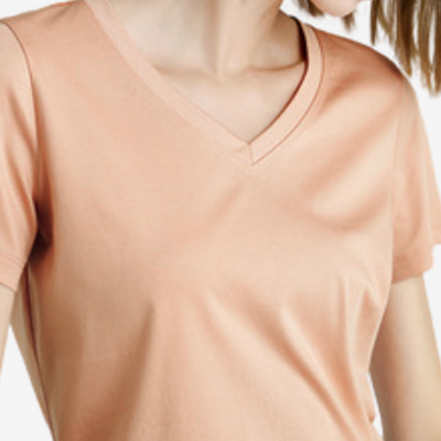 Cerise™ Col V Élégant