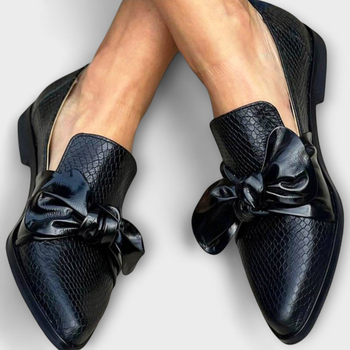 Mocasín con detalle de lazo